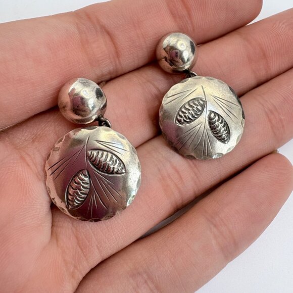 NYE Sterling Silver 925 Embossed Wheat Design Dangle Earrings Size 1.25" Length - Picture 7 of 9